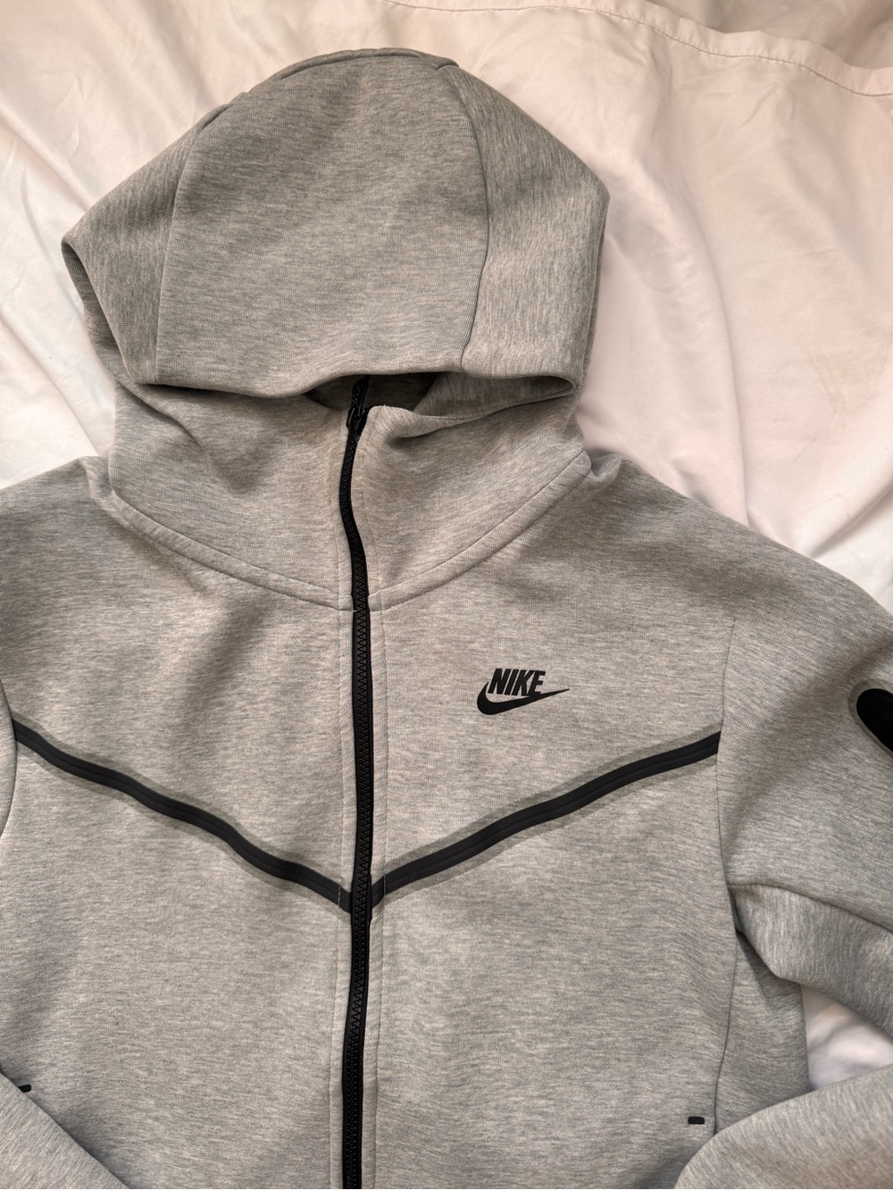 Nike Light Gray Hooded Windbreaker with Black Accents